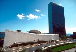 Совбез ООН призывает остановить насилие в Египте 